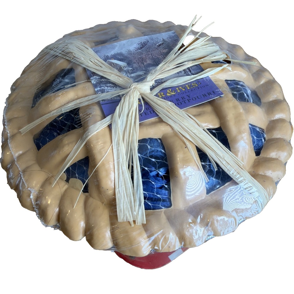 Vintage Currier & Ives Cranberry Scented Pie Potpourri‎  Plastic Decorative